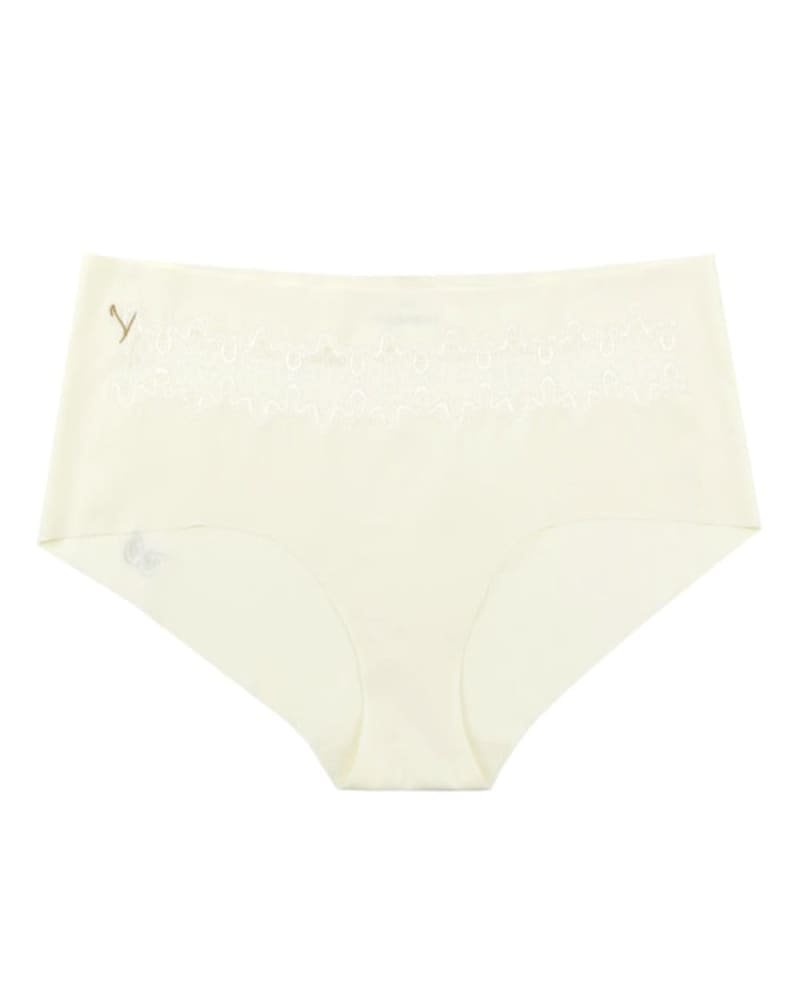 Front of a size 2XLarge Seamless Underwear Happy Seams in Winter White by Uwila Warrior. | dia_product_style_image_id:283837